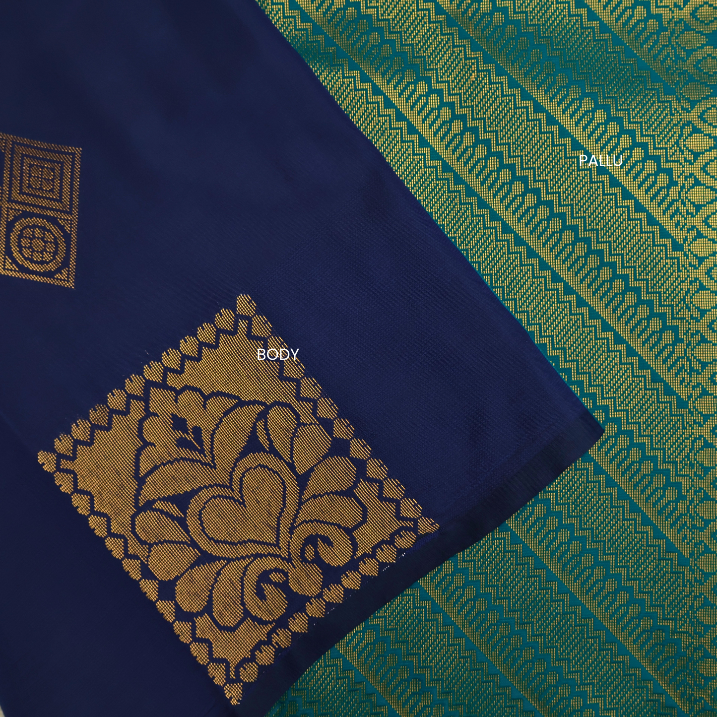 Royal Blue Saree with Vibrant Green Pallu ES19