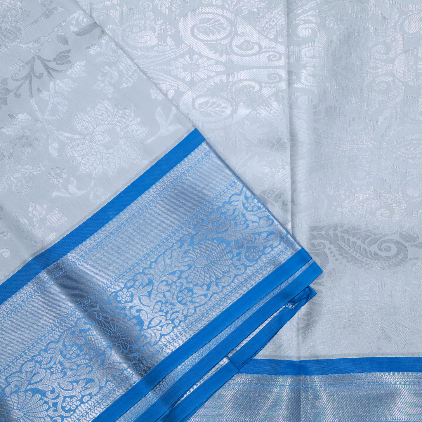 Elegant White Bridal Silk Saree with Blue Border BS008