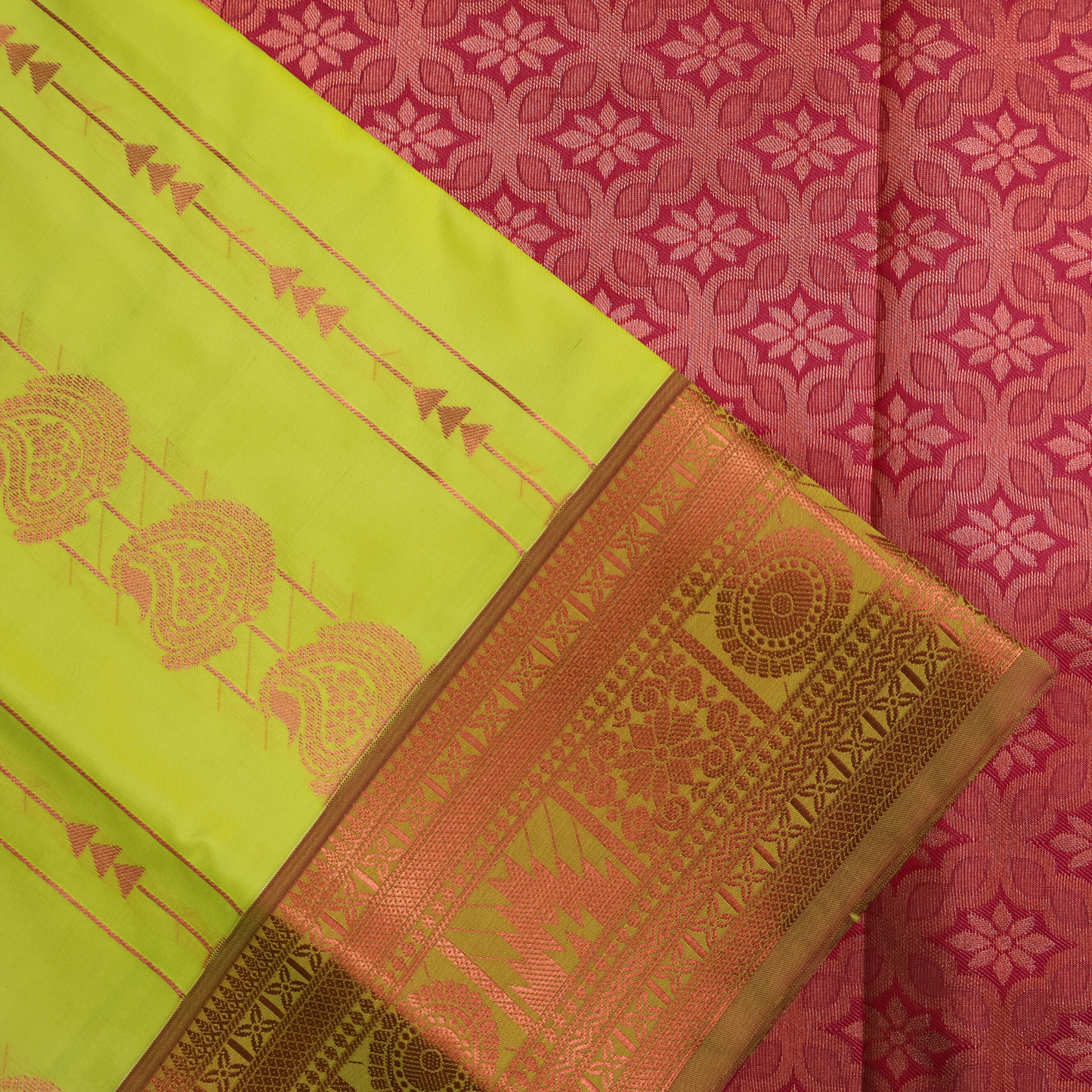 Yellow Handloom Kanchipuram Saree with Red Pallu SB006