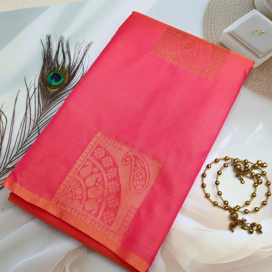 Pink Soft Silk Saree with Contrasting Green Pallu ES27