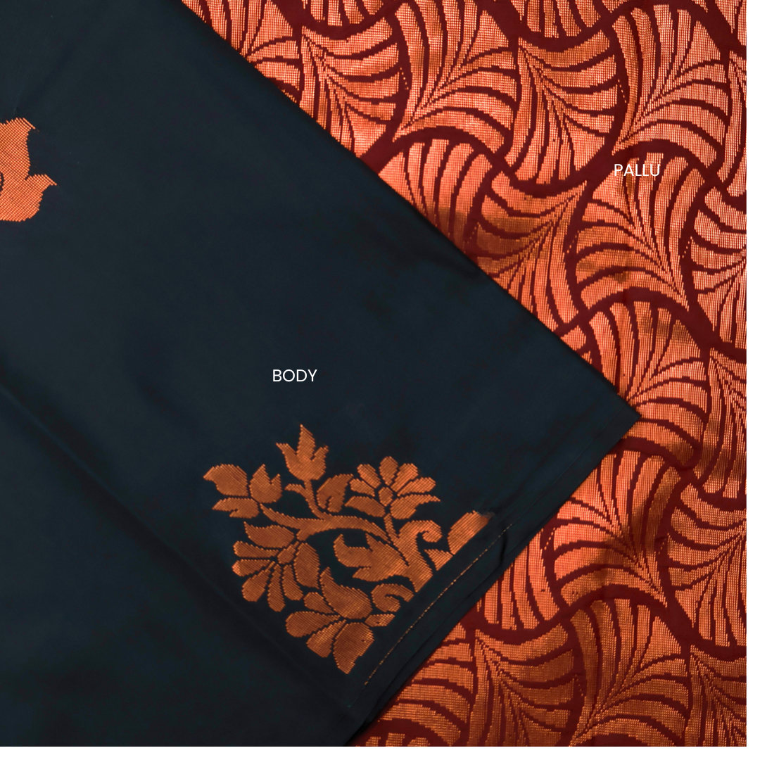 Black Soft Silk Saree with Copper-Red Pallu ES29