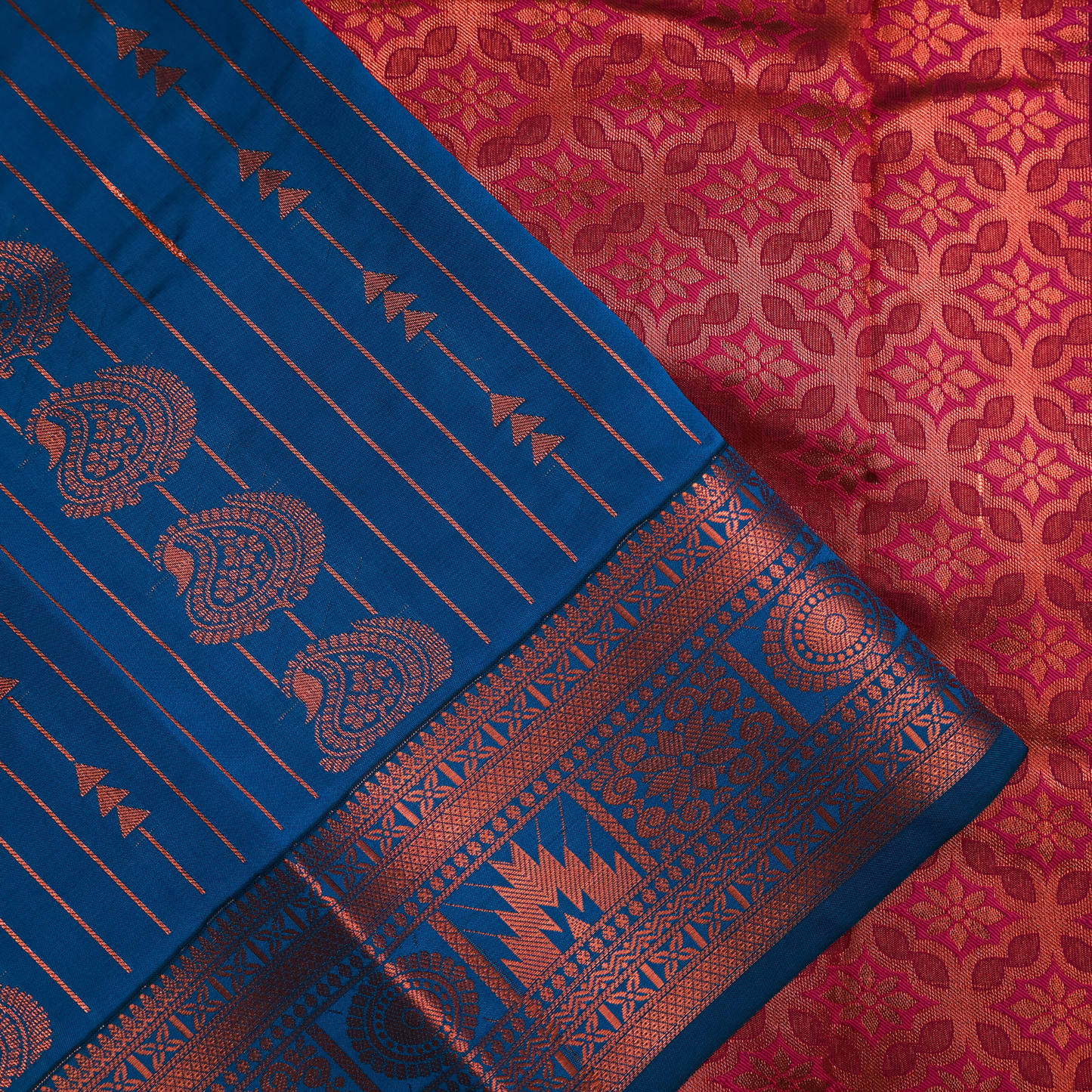 Royal Blue Handloom Kanjivaram Saree with Red Pallu and Contrast Blouse SB002