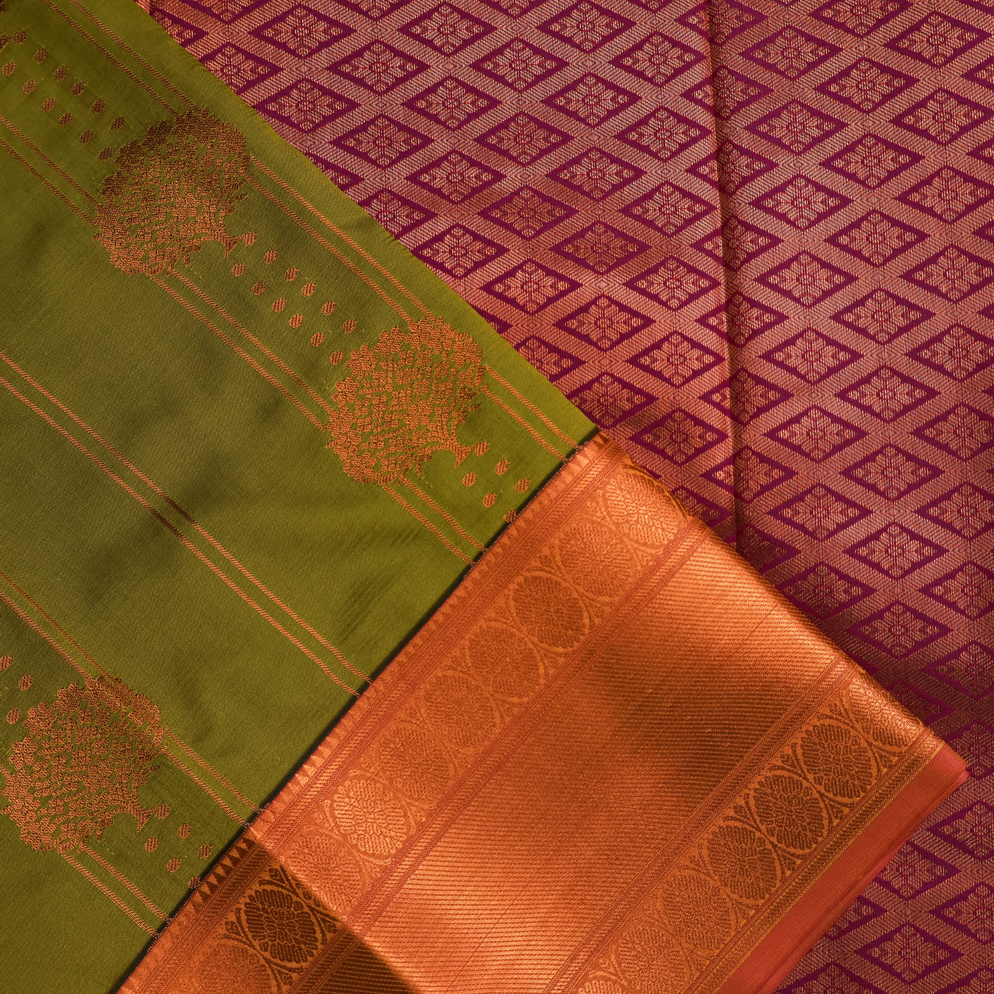 Mustard Green Handloom Kanchipuram Saree with Maroon Pallu SB005