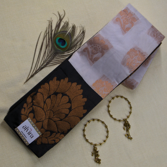 SILK COTTON SAREES WITH CONTRAST BLOUSE SC102